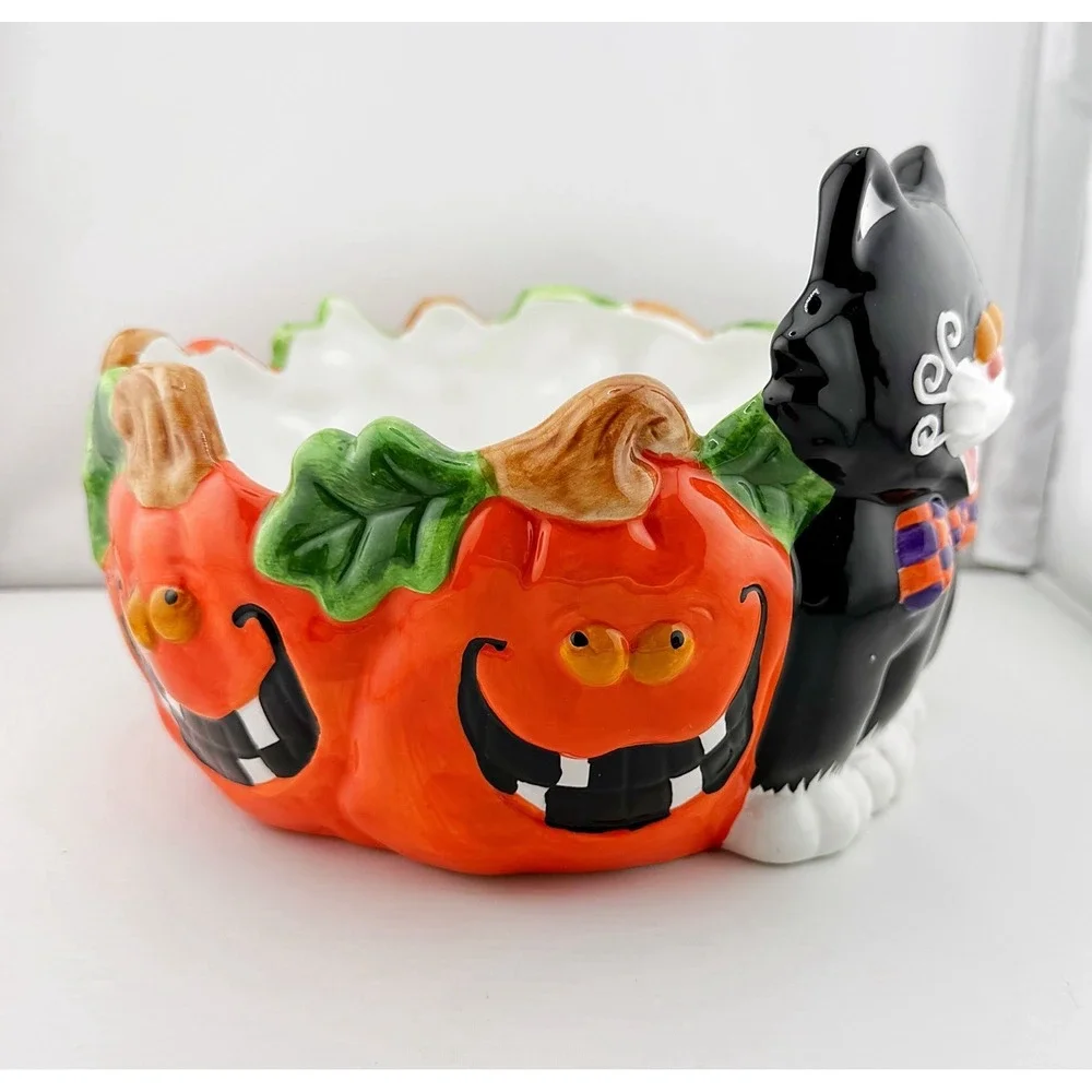 Our Holiday Way 2020 Cat & Pumpkin Decorative 32 Oz Ceramic Bowl